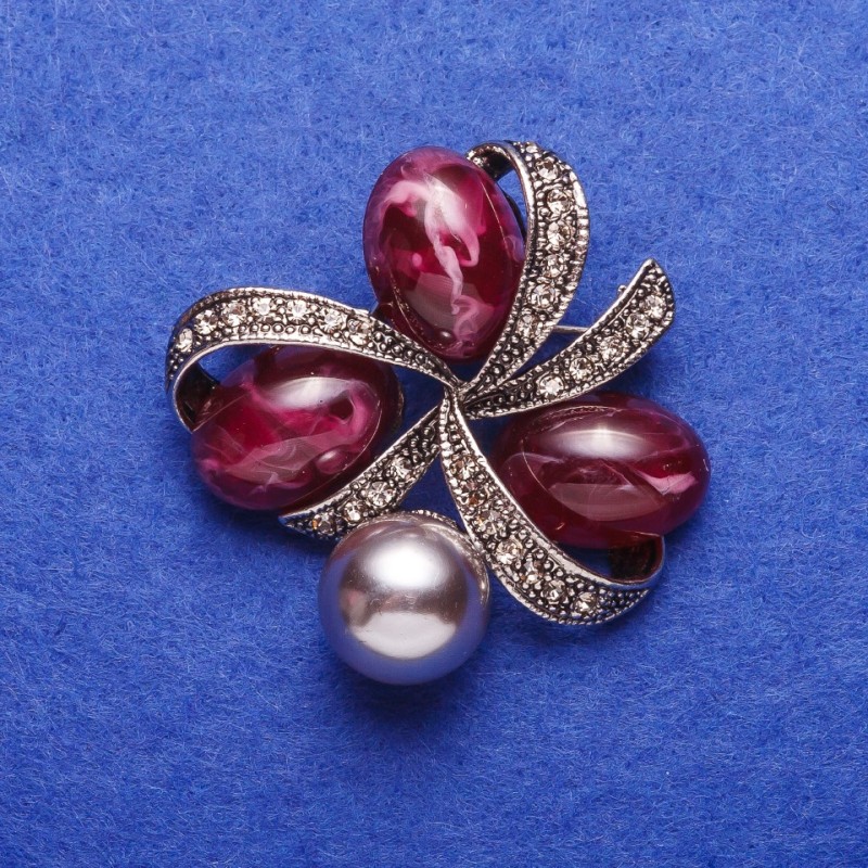 "Purple Trio" Brooch, Silver-Tone, 6x6 cm