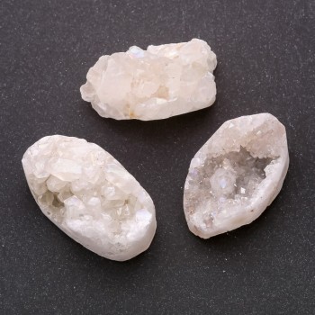 Cabochon Druzy White Quartz with "Petrol" Coating 25x35mm price per 100 grams