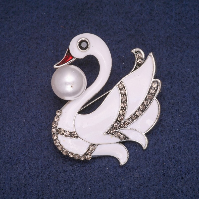Swan Brooch, Enamel with Bead and Rhinestones, Silver-Tone Metal 44x46mm