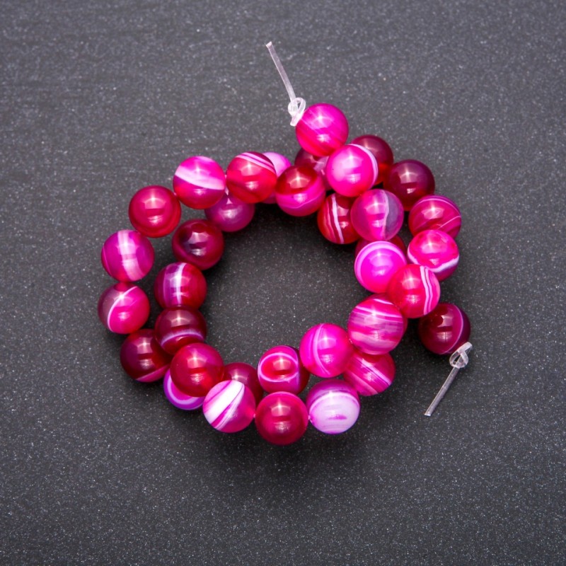 Raspberry Agate Beads on Thread, Smooth Round, Diameter 10 (+/-) mm, Length 38cm