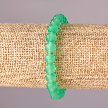 Bracelet Jade on elastic, smooth beads diameter 8mm, length 18cm