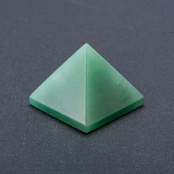Natural Stone Souvenir Pyramid Jade, Height (+-)29mm, Length (+-)37mm