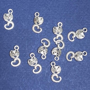 Findings Pendant "Cat on a Pretzel" silver metal color pack 20g +/-28pcs