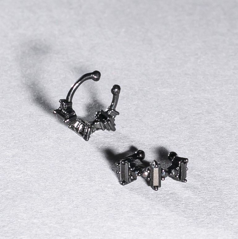 Cafe Xuping Black Rhodium with Black Rhinestones and Black Crystals 5x12mm +