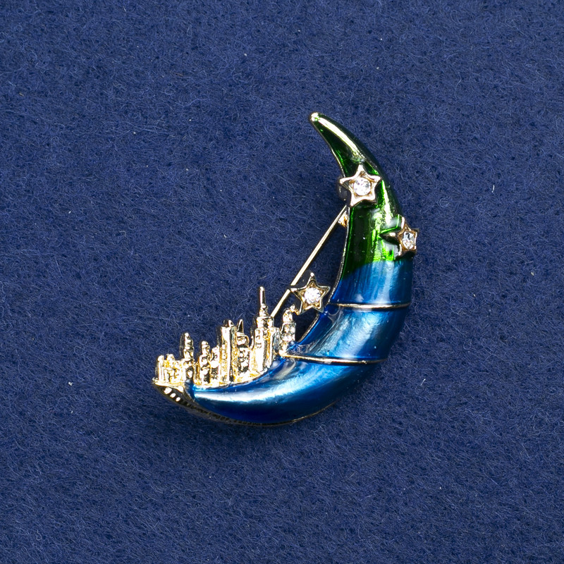 Clearance! Moon Brooch with golden metal, enamel and rhinestones 37x28mm +