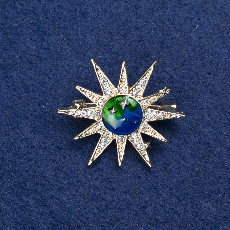 Sale! Star Brooch in Golden Metal, Enamel and Rhinestones 32mm +