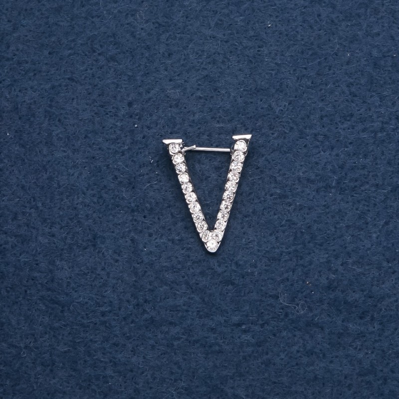 Brooch initial letter "V" 20x25mm metal color "silver"