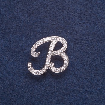 Brooch Initial Letter "V" Silver Color 2.4×2.3 cm