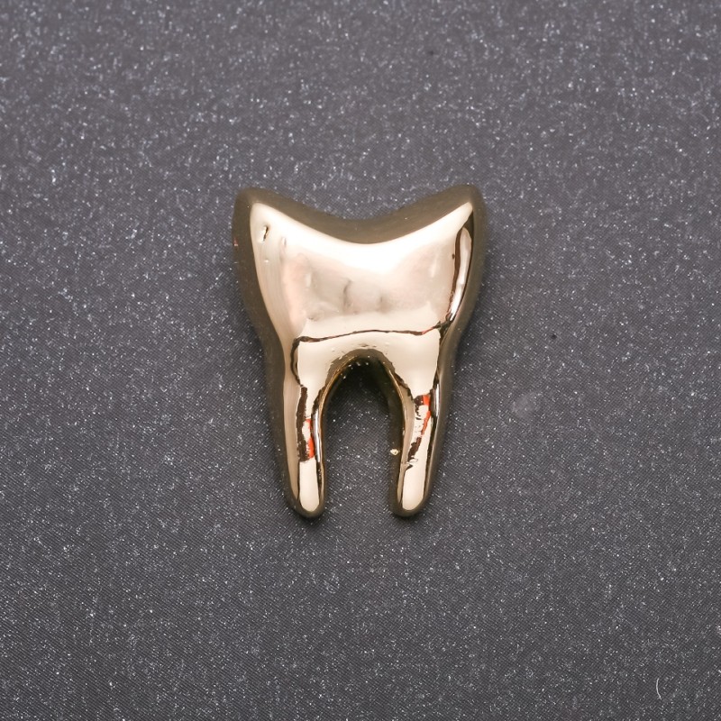 Brooch "Golden Tooth" Yellow Metal 17x23mm