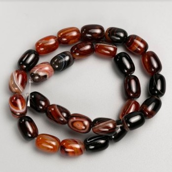 Agate Beads on Thread, Smooth Barrel-Shaped, 14x10 mm, approx. length 39 cm