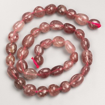 Beads of natural stone Strawberry Quartz faceted on thread, 8x11mm diameter, 40cm length