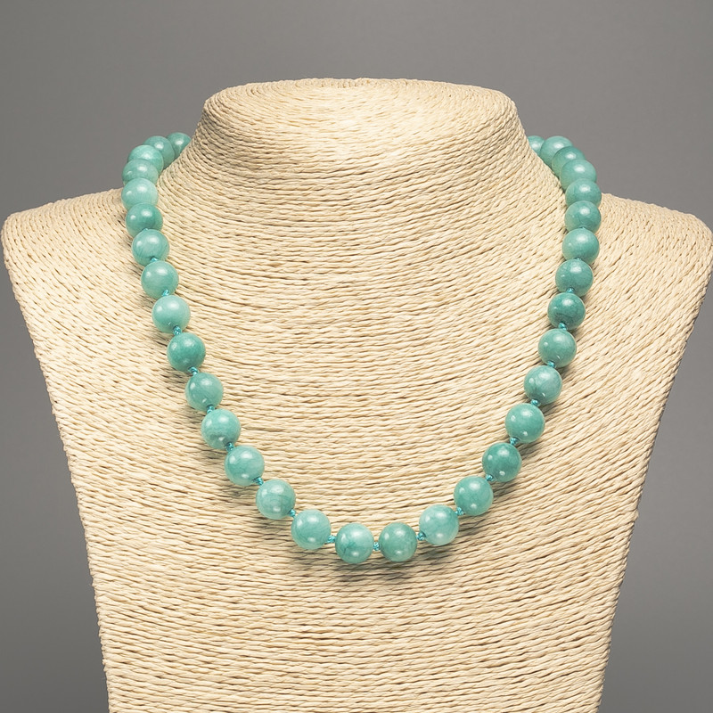 Necklace light green "Aquamarine" smooth ball, diameter 10mm±, length 50cm± made of synthetic white jade (dyed)