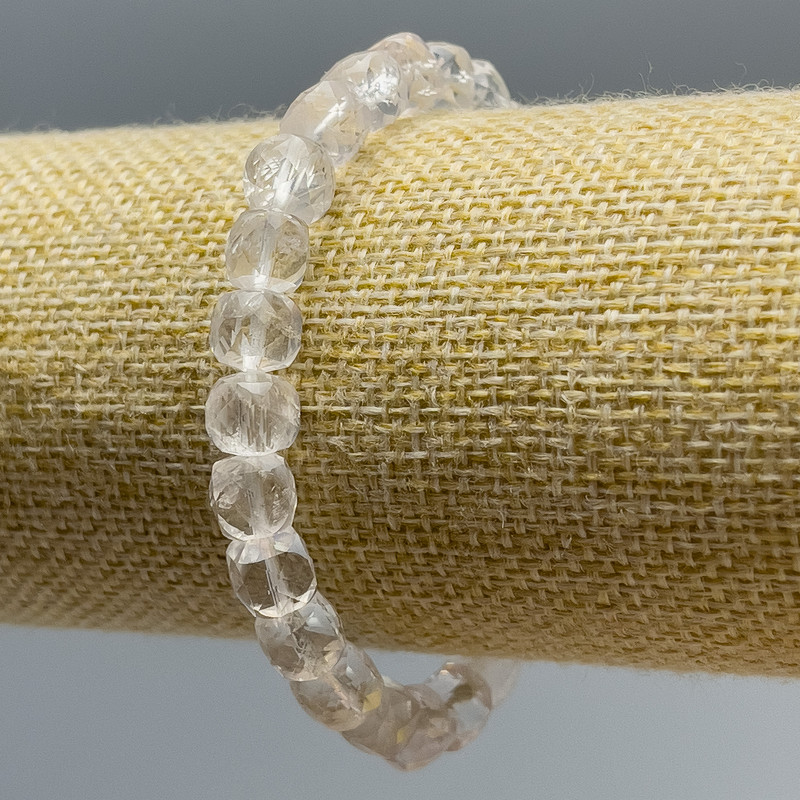 Bracelet Mountain Crystal Natural Stone Beaded Cube, diameter 7.5mm, length 18cm (stretch)