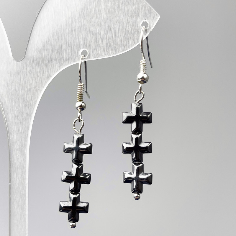 Earrings Hematite Crosses, diameter 8×26mm ±, length 45mm
