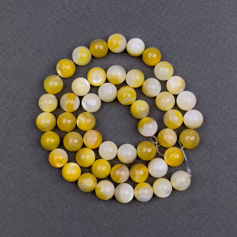 Beads Yellow Mother-of-Pearl smooth ball, 8mm diameter ±, length 39cm ± on a thread