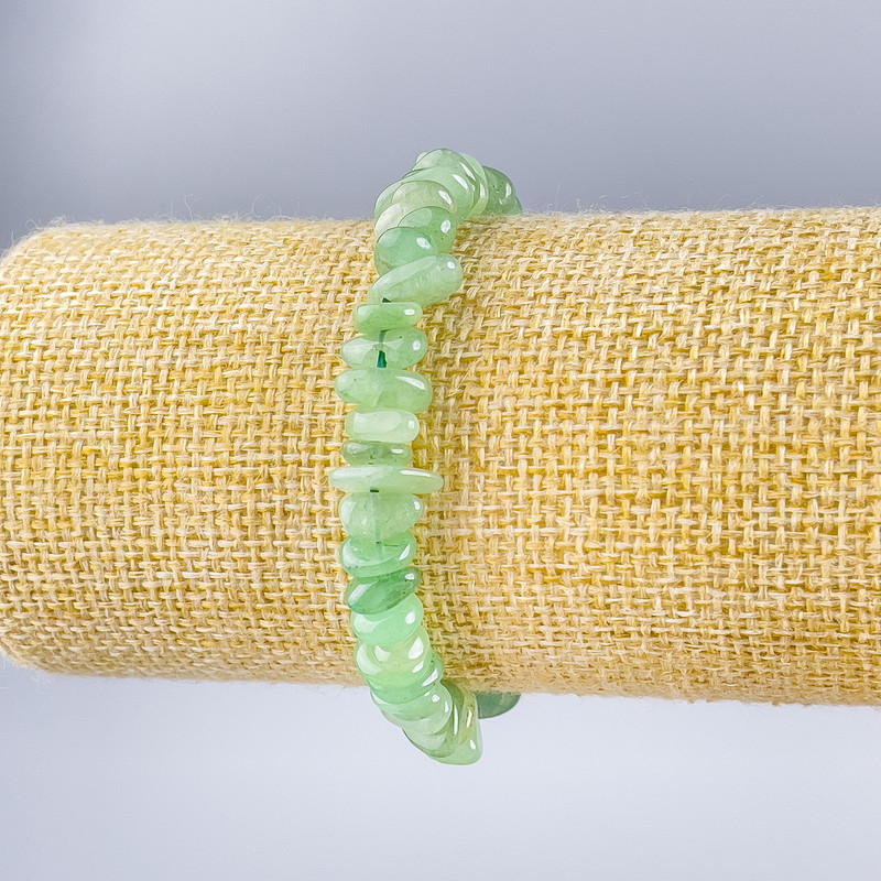 Bracelet, Natural Jade Bead, 7-10×5 mm fragments, length 18 cm (stretch)