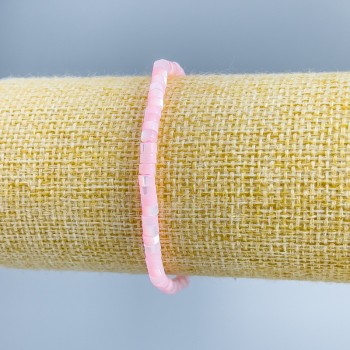 Bracelet Mother of Pearl - toned light pink discs, diameter 4×2 mm ±, length 18 cm (stretch)