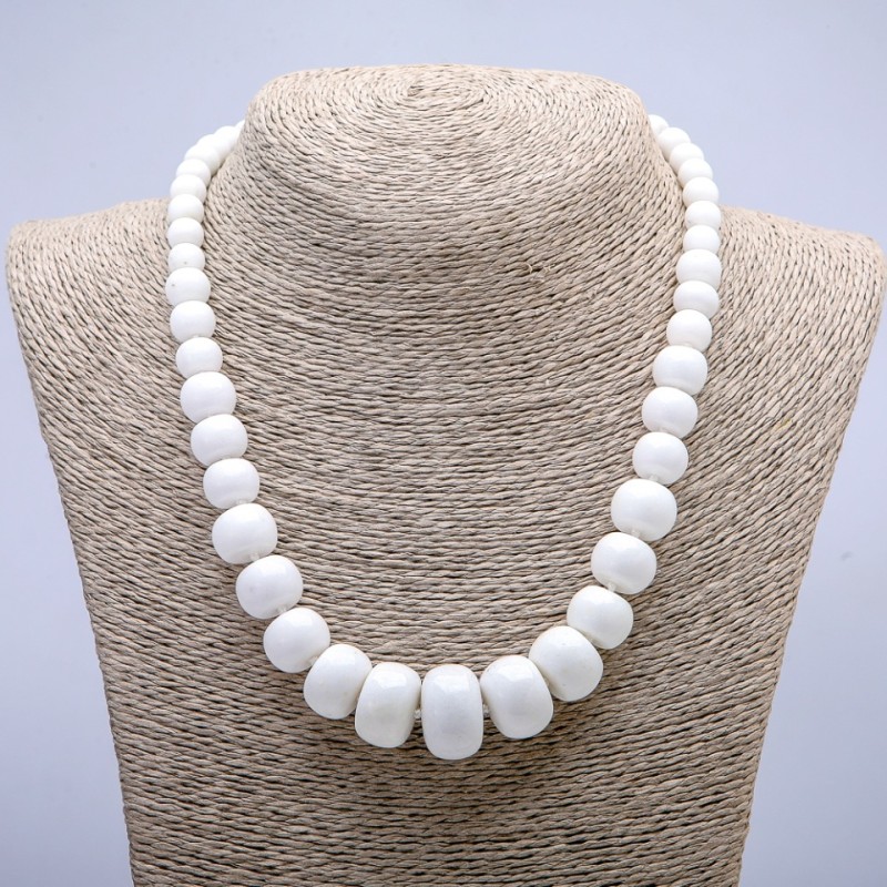 White Agate Beads (faceted) smooth rondelle with size increase from 8×6 to 20×13 mm, length 45 cm+