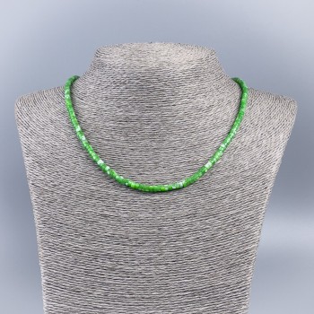 Choker Necklace with Natural Pearl (toned) green smooth rondelle, diameter 4x2mm+-, length 48cm+