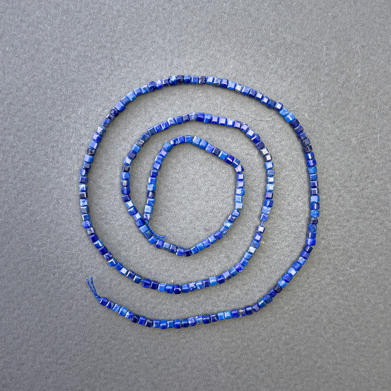 Lapis Lazuli Beads on Thread Natural Stone Cube 2x2mm, length 39cm