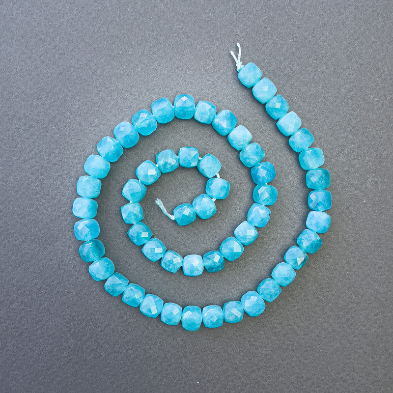 Aquamarine Beads - natural gemstone, faceted cube, 7×7 mm approx, 39 cm +/- on a thread