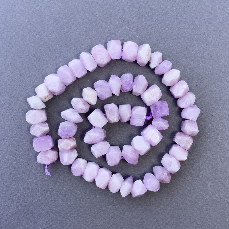 Kunzite Beads natural gemstone faceted rondelle on thread, diameter 10x7 mm±, length 39 cm±