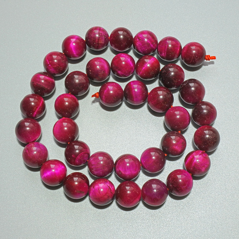 Malachite Cat's Eye Beads? Wait careful: Original is Malinove (Crimson) Cat's Eye Beads natural stone smooth ball 10mm dia., length 38cm on thread