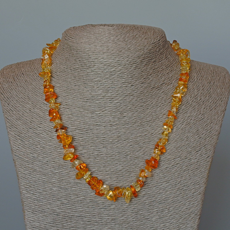 Citrine Necklace natural stone碎 chips?
